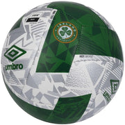 Umbro Swerve Fooball