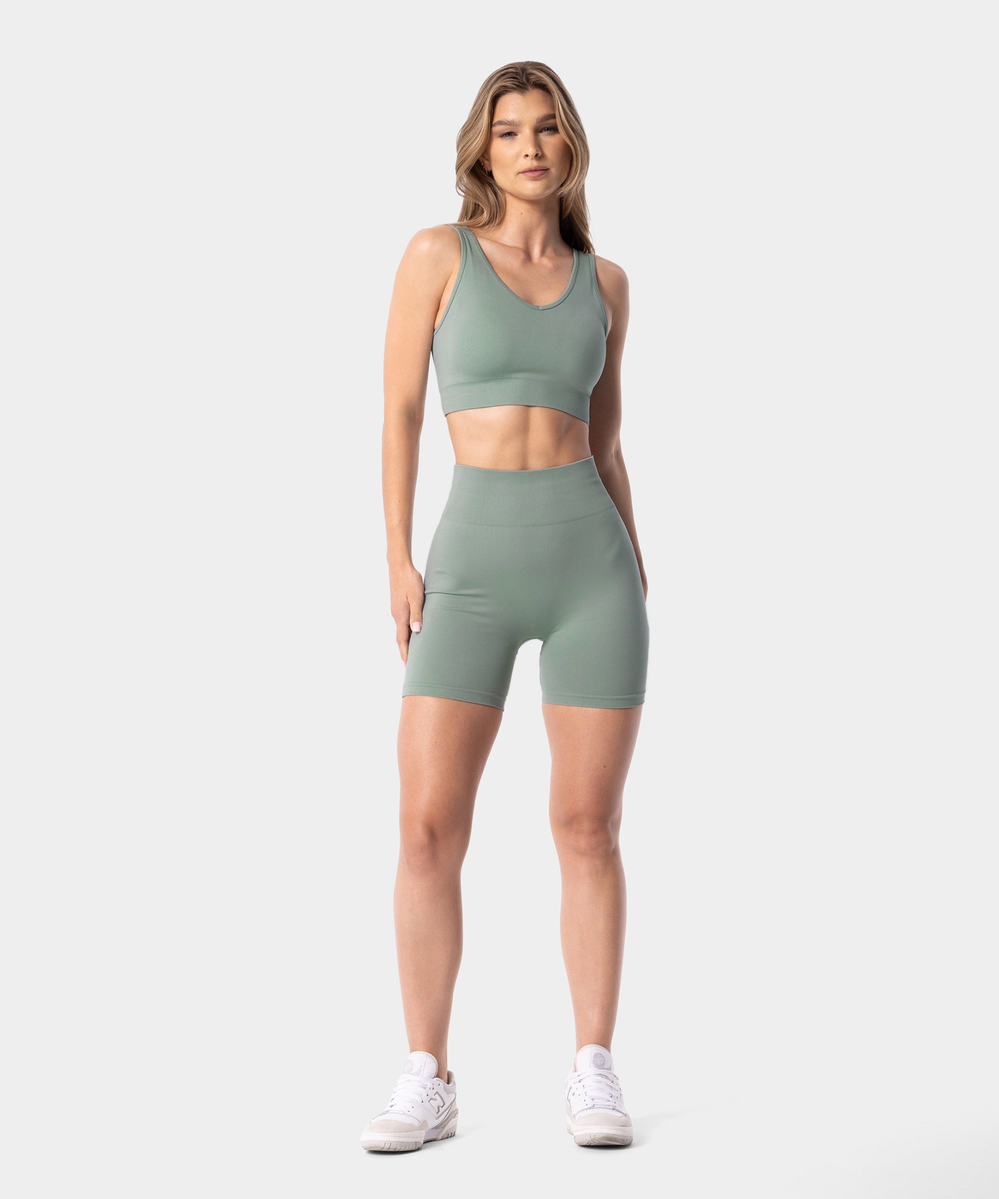 Carpatree Simply Seamless Shorts Pale Green