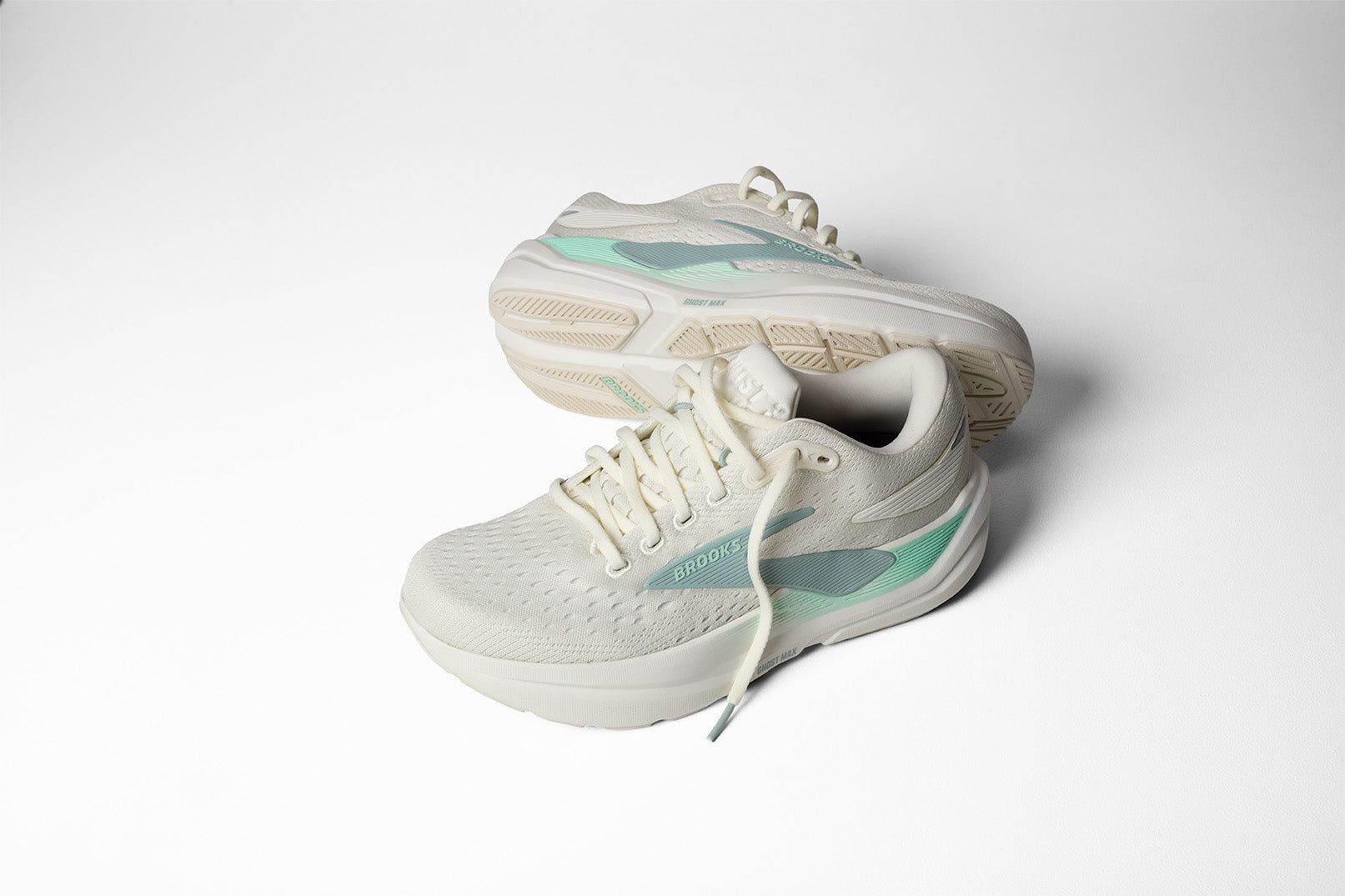 Brooks Ghost Max 3 Women's Running Shoes Coconut