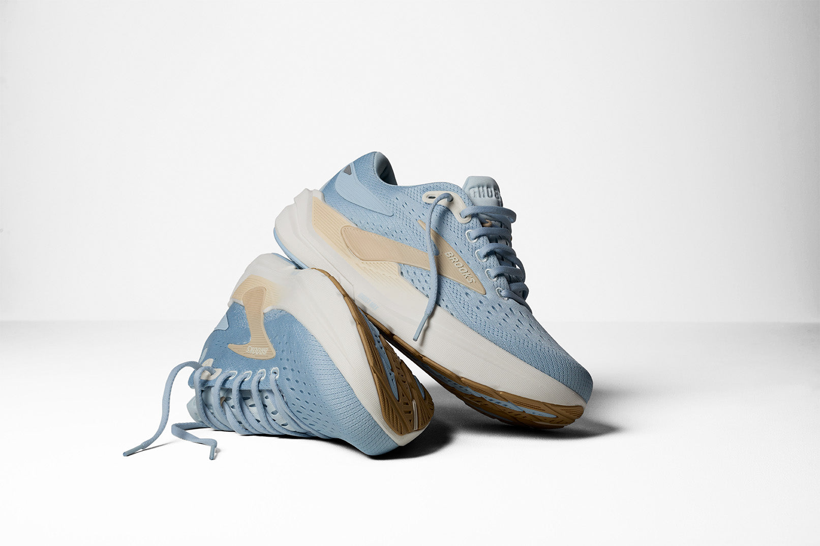 Brooks Ghost Max 3 Women's Running Shoes Skyway