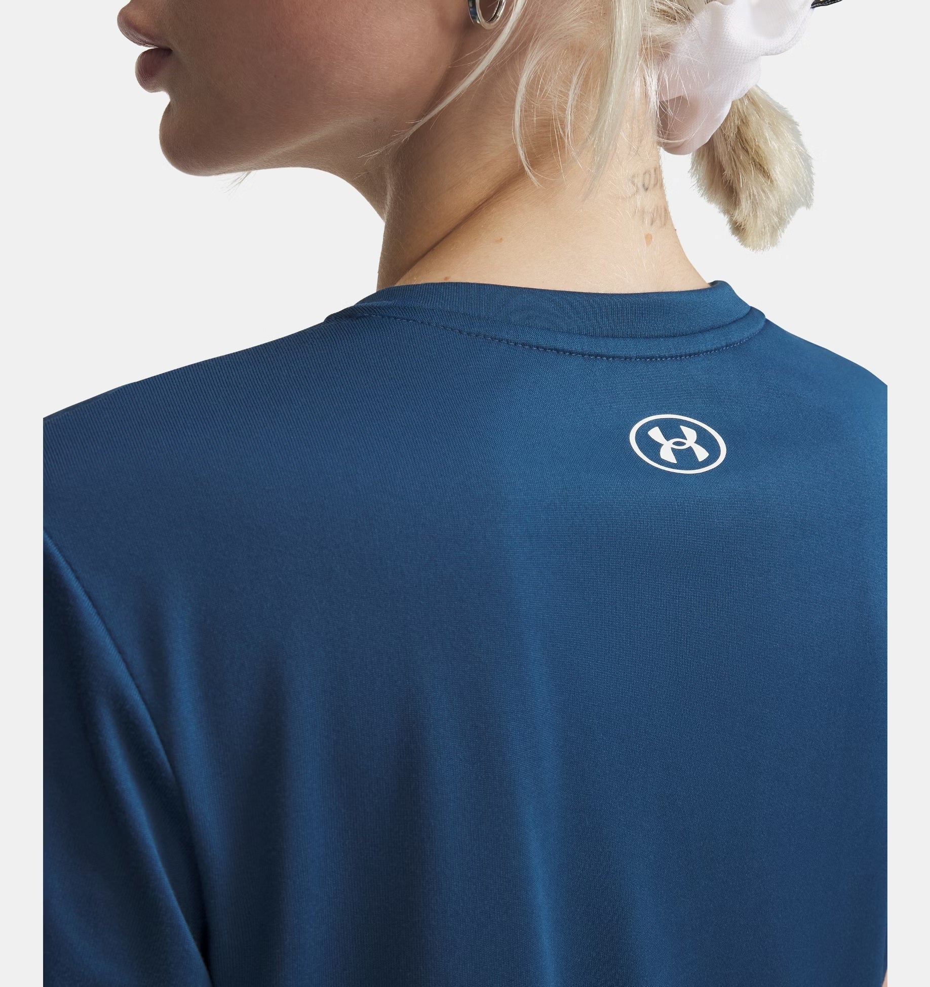 Under Armour Women's V-Neck Short Sleeve Blue