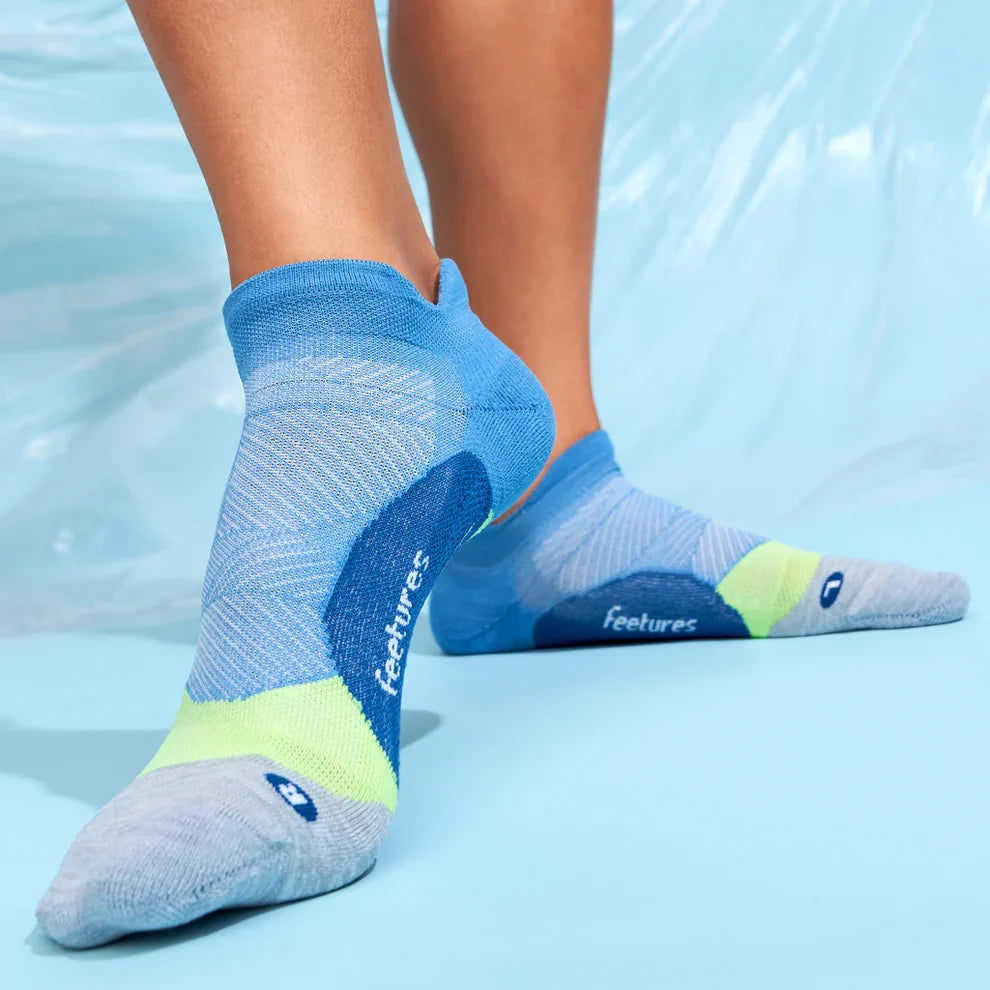 Feetures Elite Light Cushion Tab Socks Bahama Blue