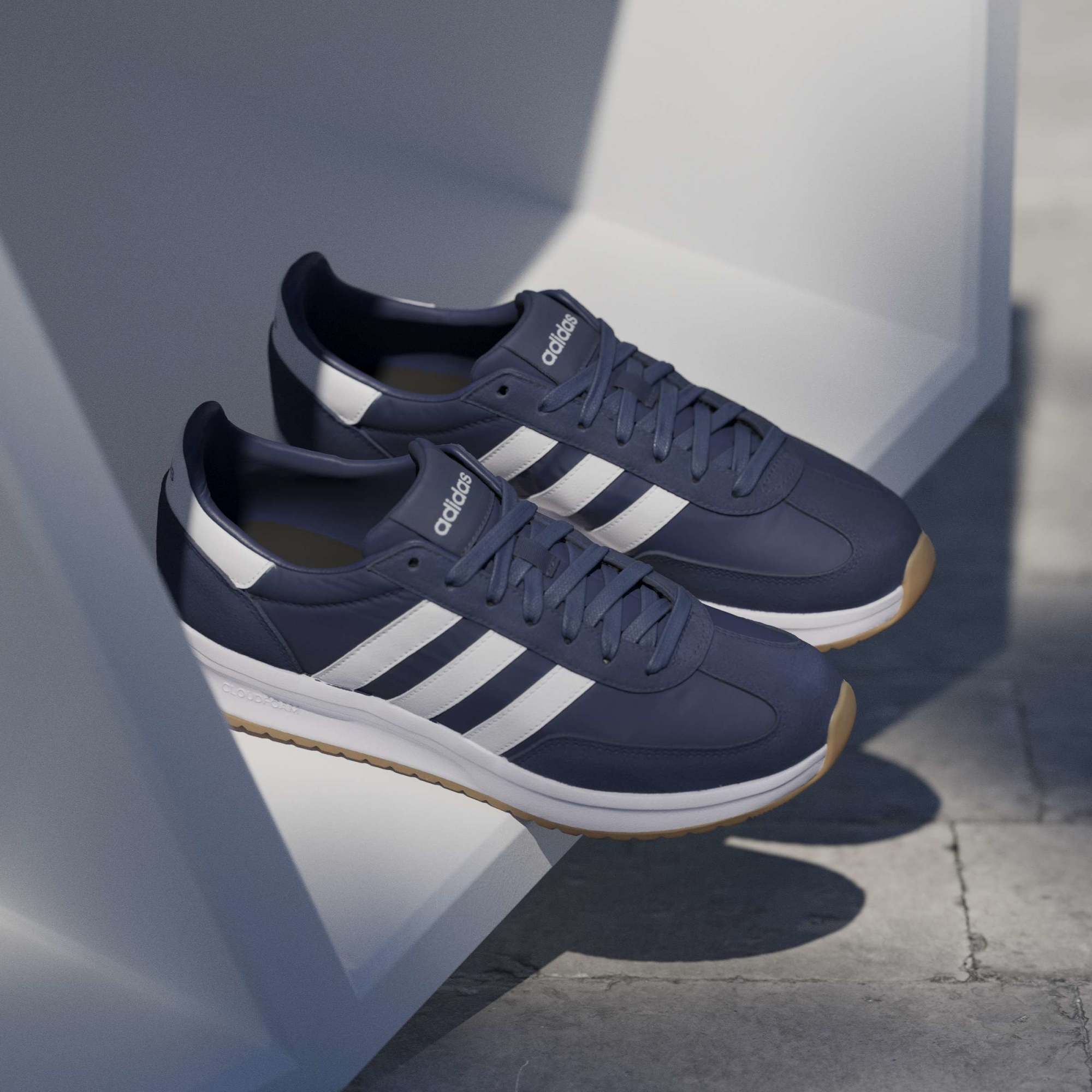 Adidas Run 70's Men's Trainers Shoes Navy White