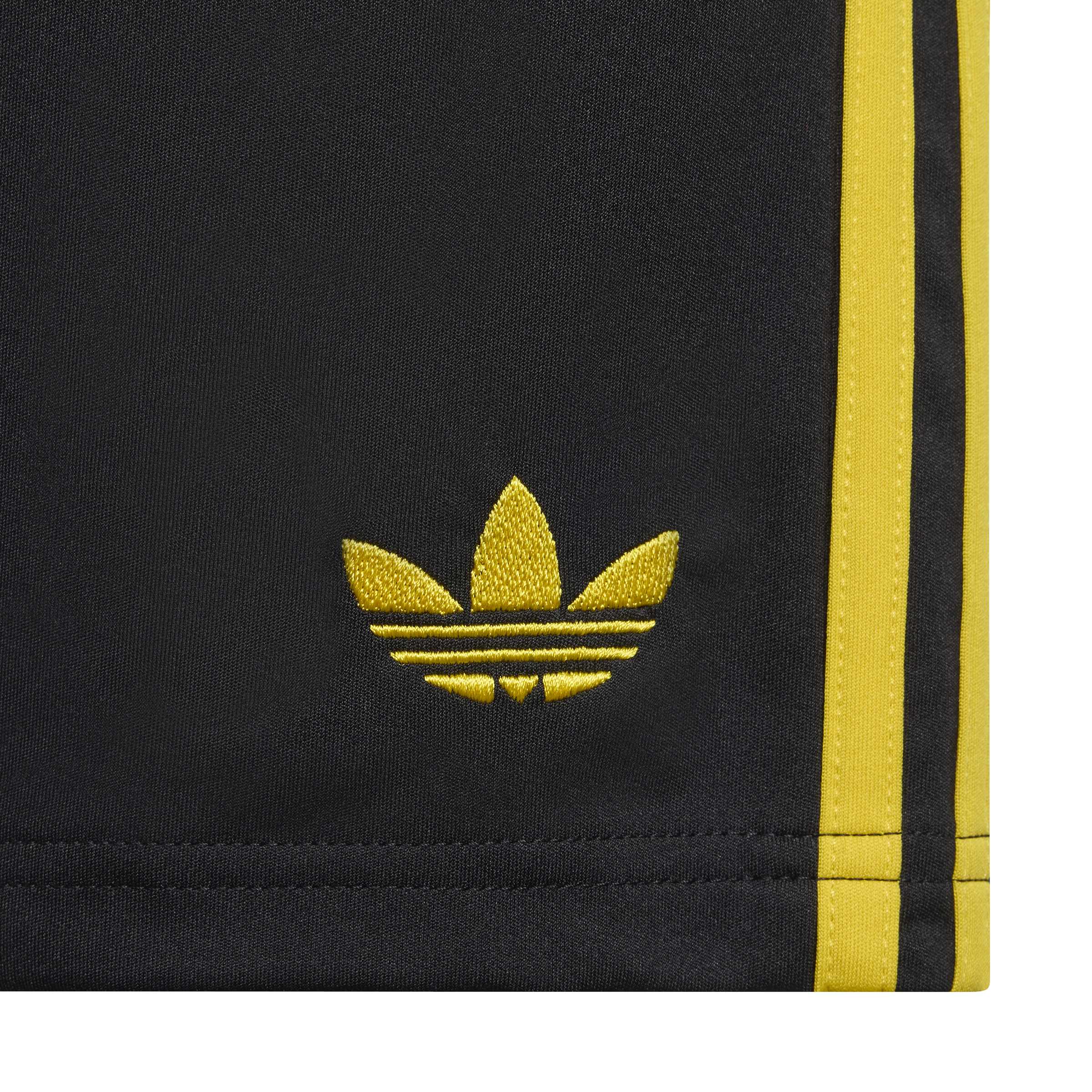 Adidas Manchester United Tiro 25 Third Shorts