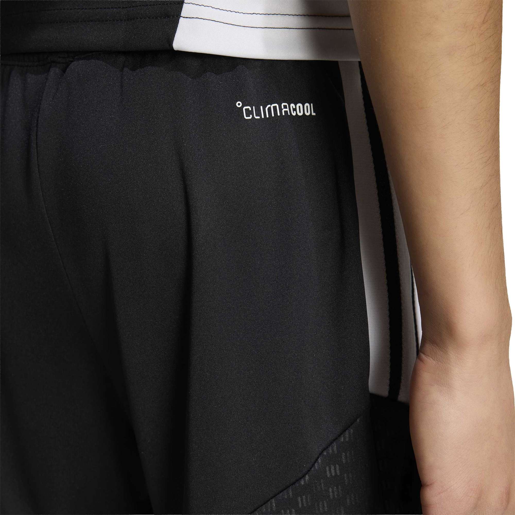Adidas Liverpool FC 26/27 Tiro Training Shorts Kids