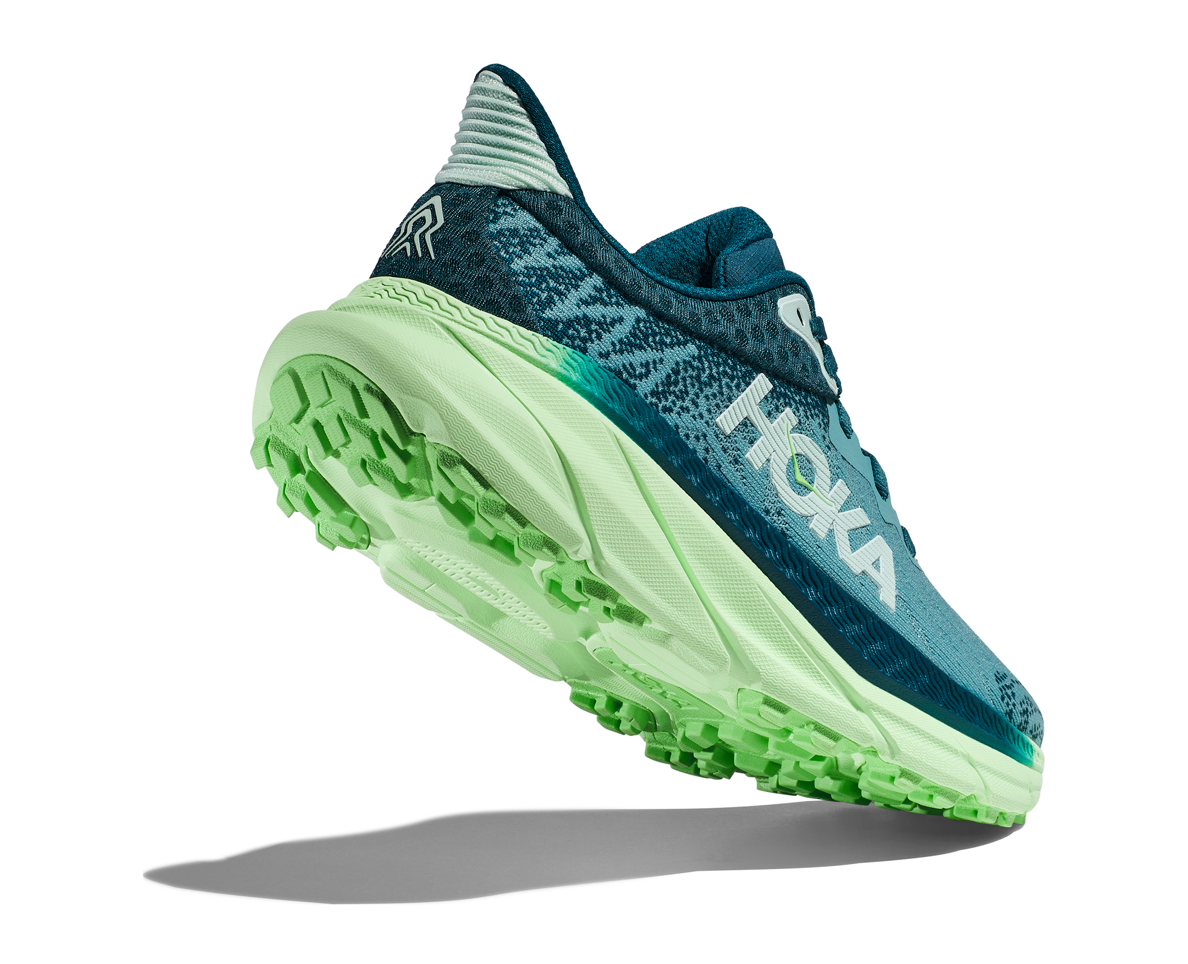 Hoka Challenger