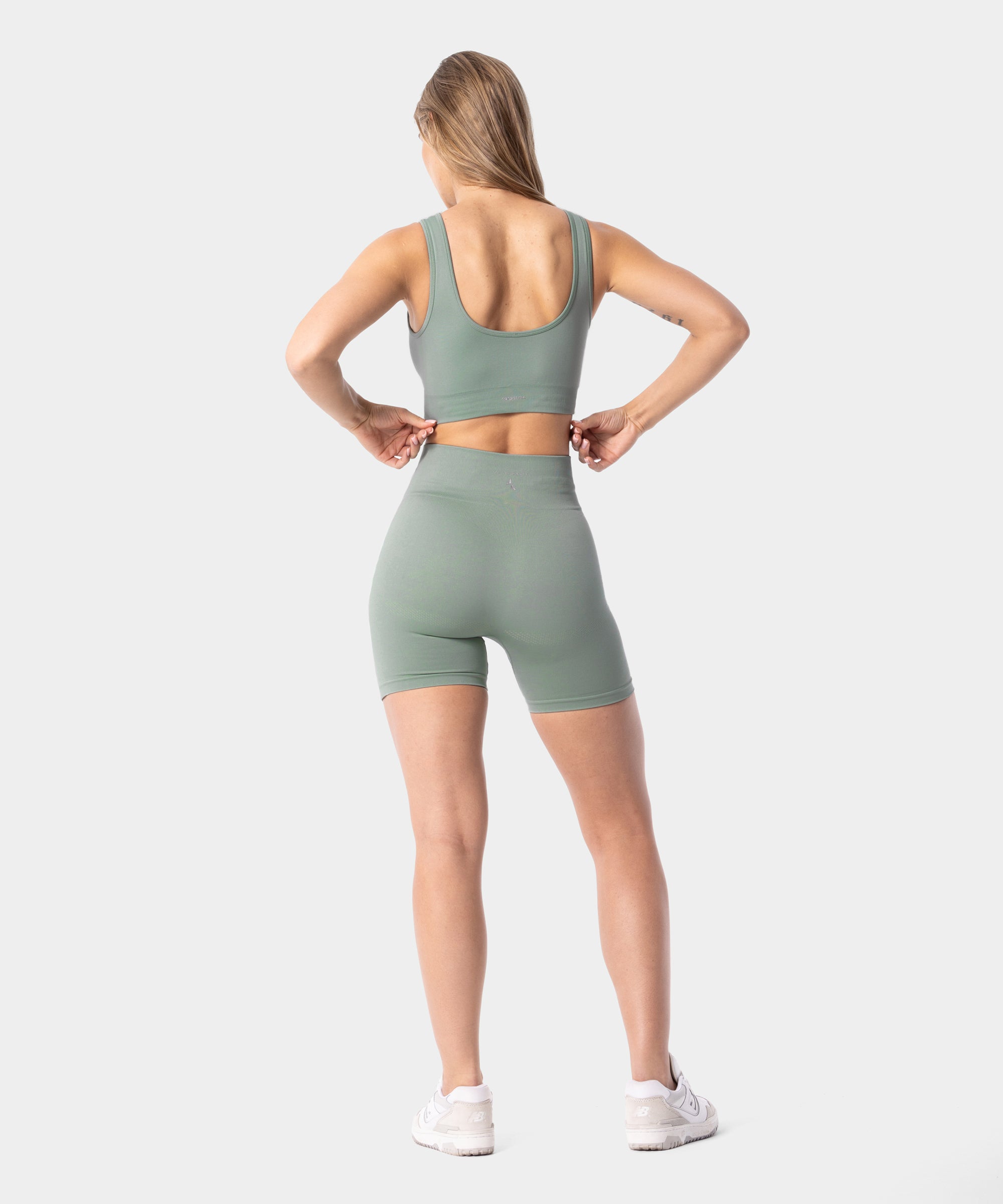 Carpatree Simply Seamless Shorts Pale Green