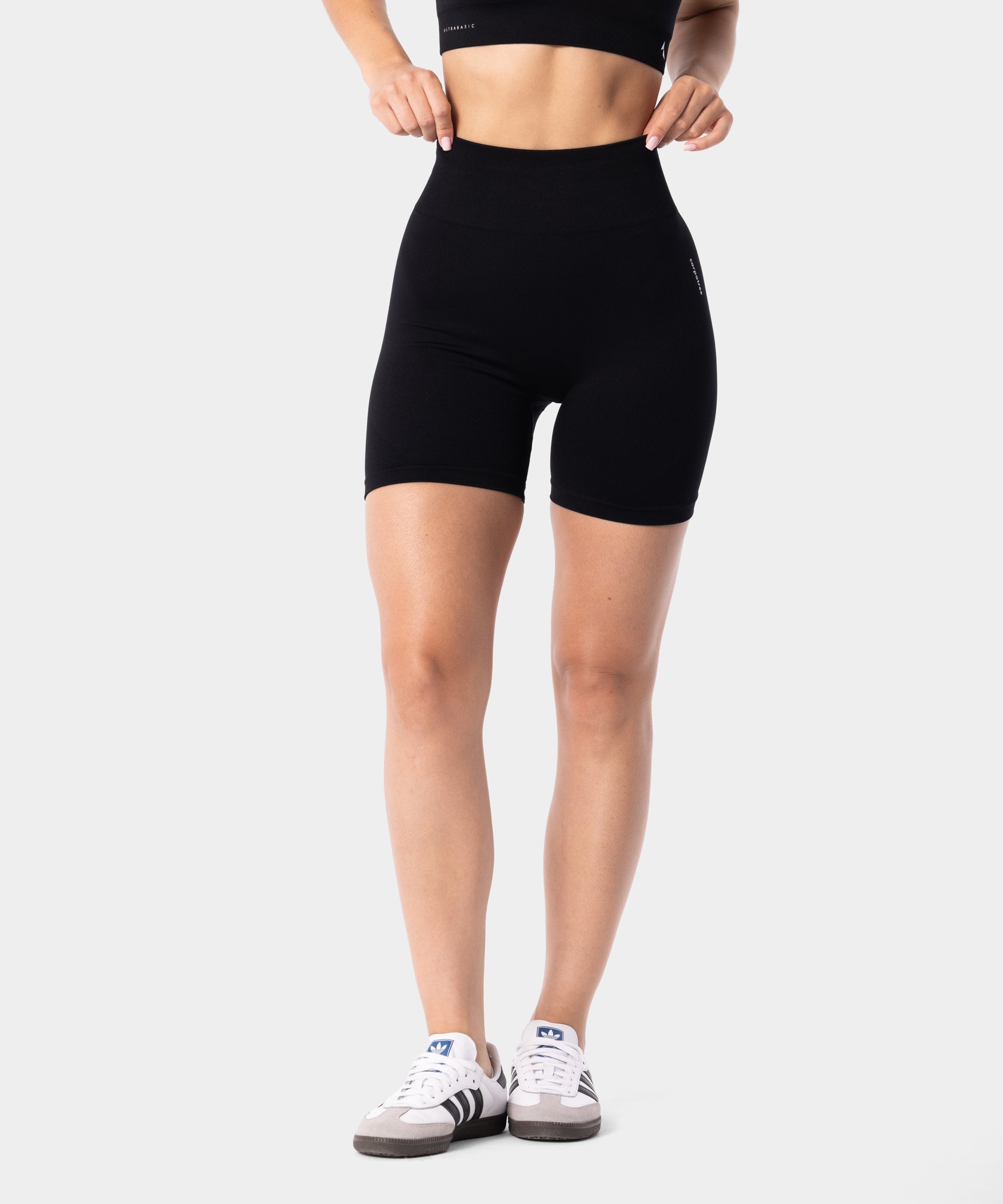 Carpatree Simply Seamless Shorts Pure Black