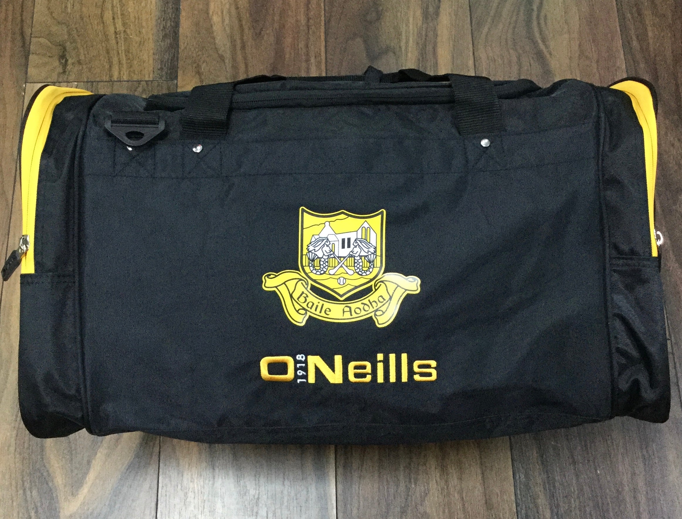 O'Neills  Ballyea Holdall