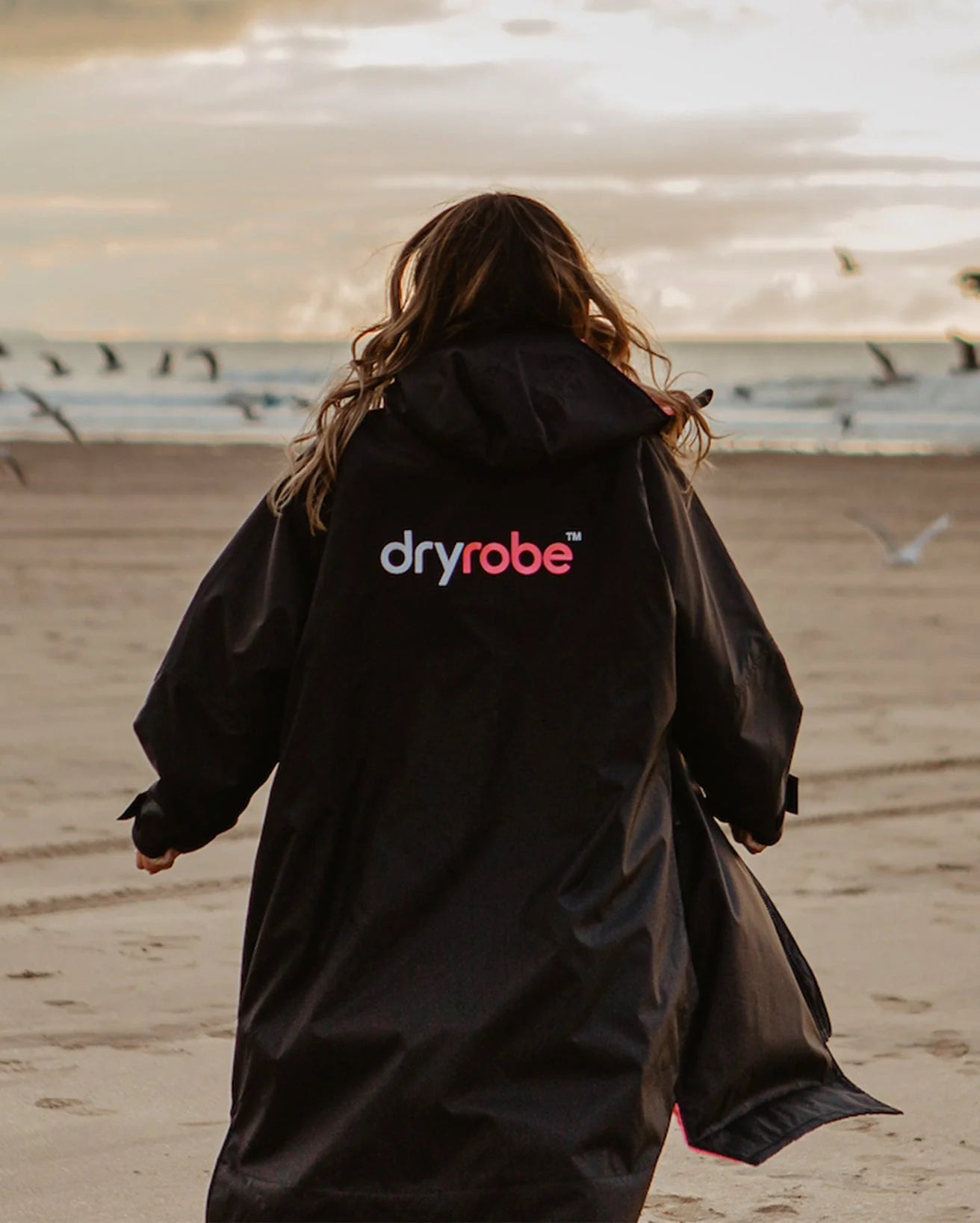 Dryrobe Advanced long Sleeve Changing Robe Black Pink