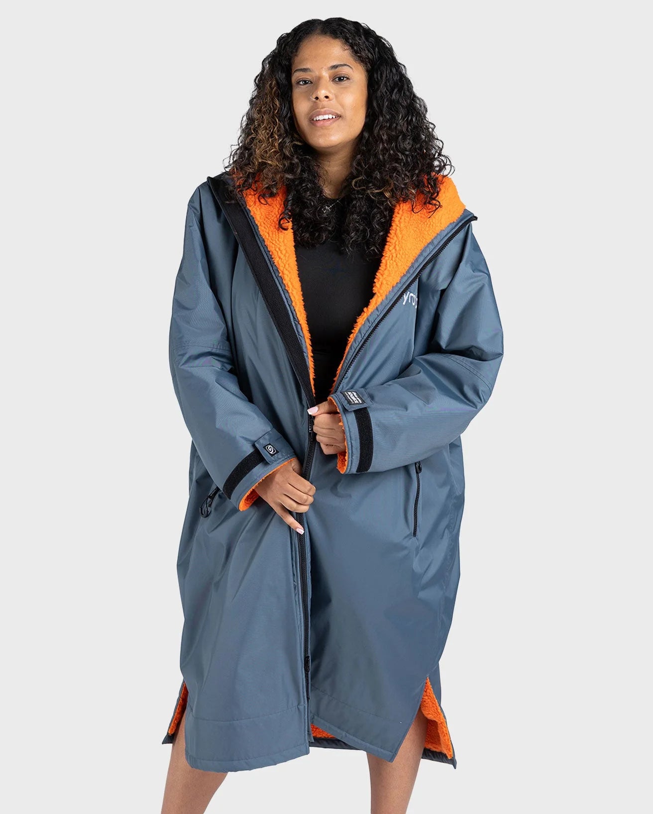 Dryrobe Advanced long Sleeve Changing Robe Dark Grey Orange